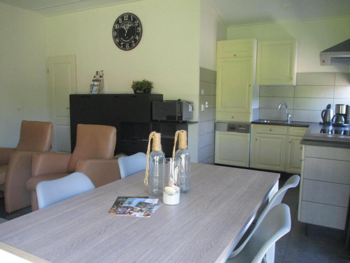 Comfortabel Aan Zee En !