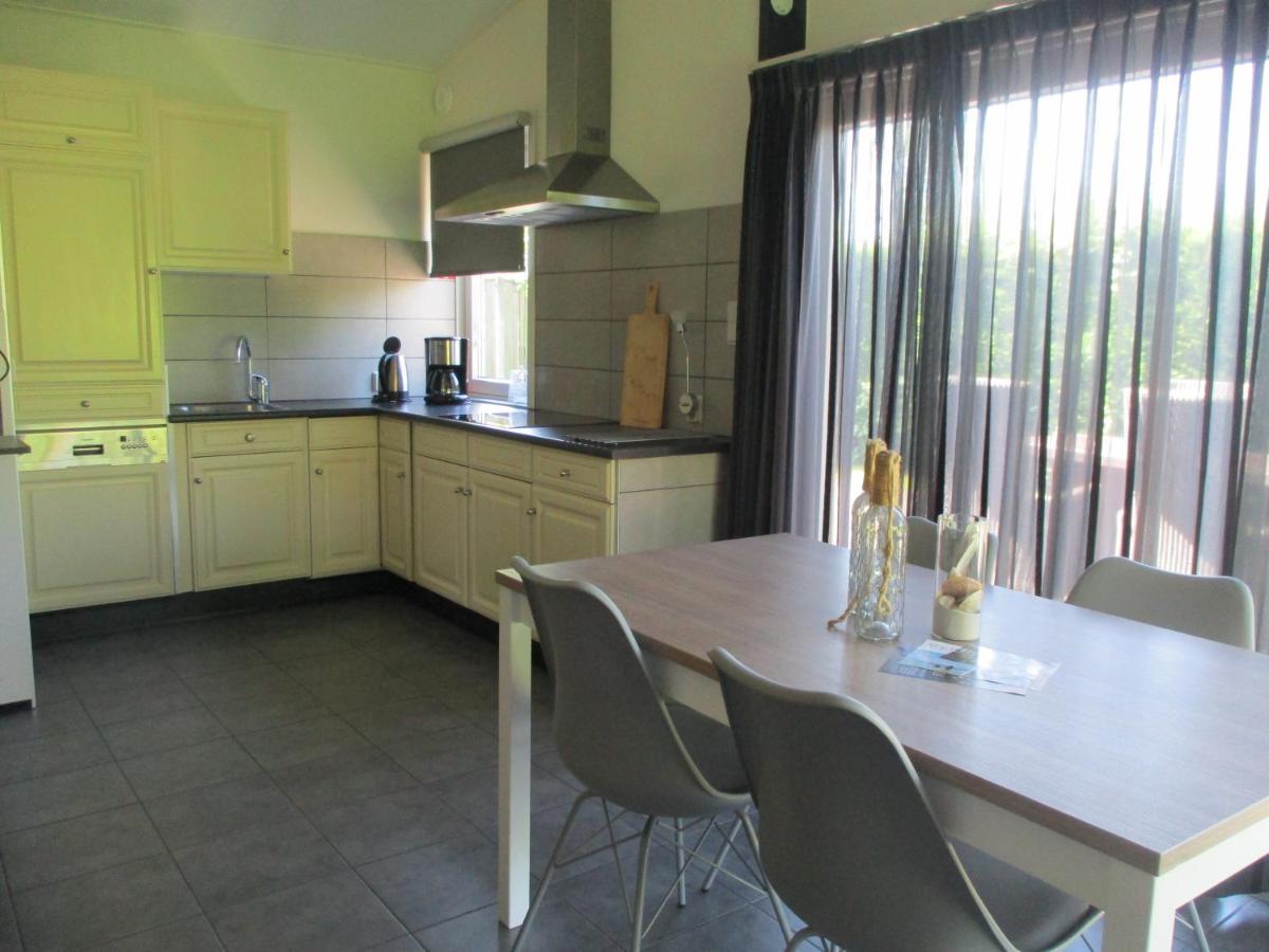 Holiday home Comfortabel Aan Zee En ! *
